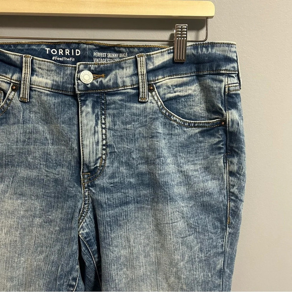 Torrid - Perfect Skinny Ankle Jeans - Picture 4 of 7